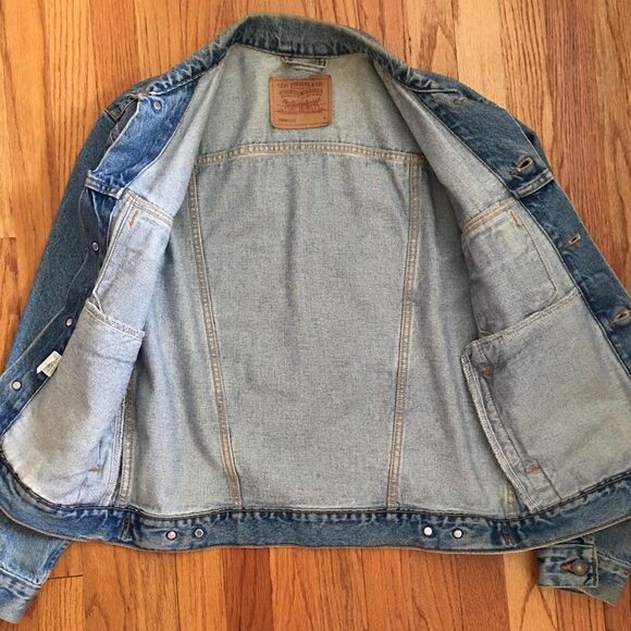 Vintage Levi’s Denim Blue Jean Jacket | Size Small - Picture 10 of 13